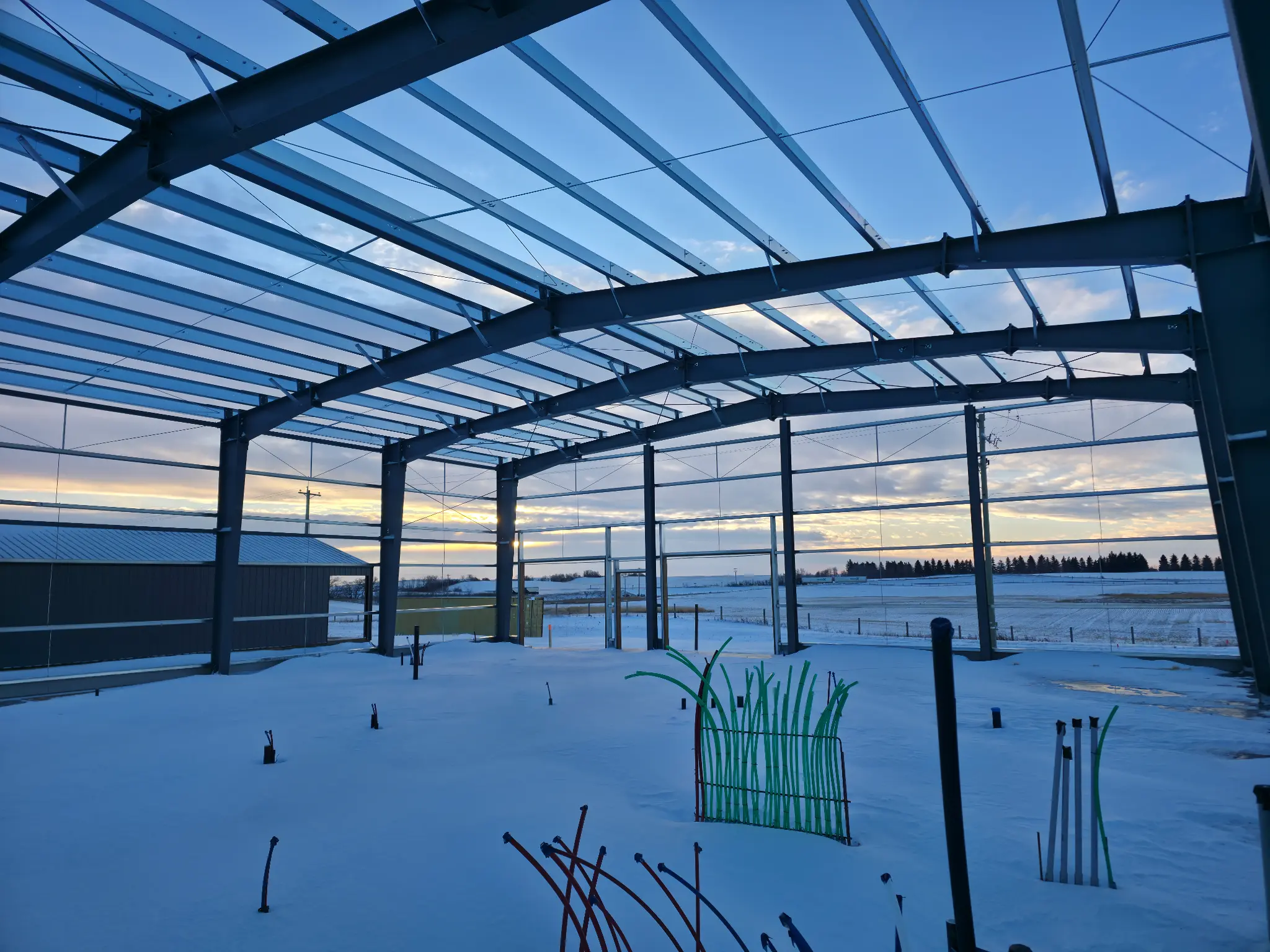 Prefab steel school building, 4,000 m², Canada
